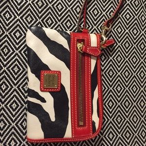 EUC Dooney & Bourke zebra-print wristlet wallet